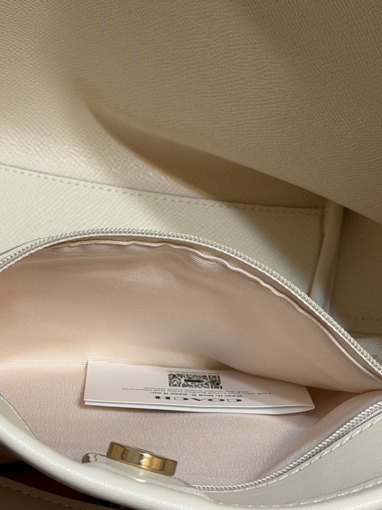 Coach Signature City Bucket Bag NWT - Picture 8 of 11